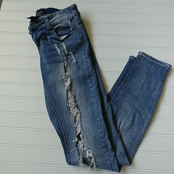 Hot Topic Denim - Lovesick Distressed Skinny Jeans